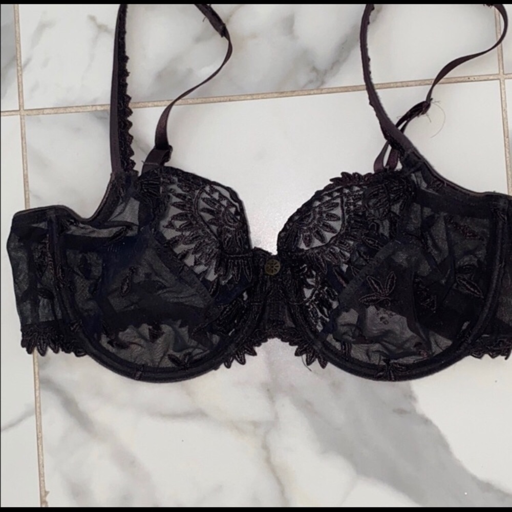 Chantelle 34D NWOT